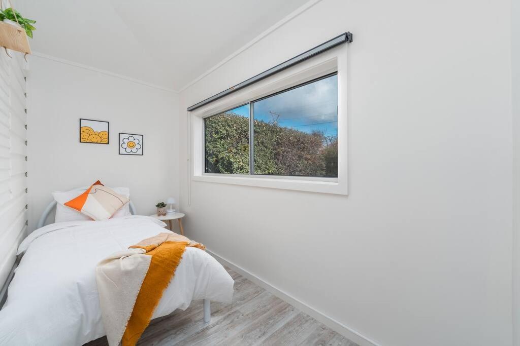 Popular Central Location King Bed The Repose Villa Armidale Exterior photo